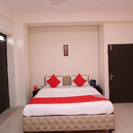 Oyo 26652 Roop River Resort Naupala Bagian luar foto